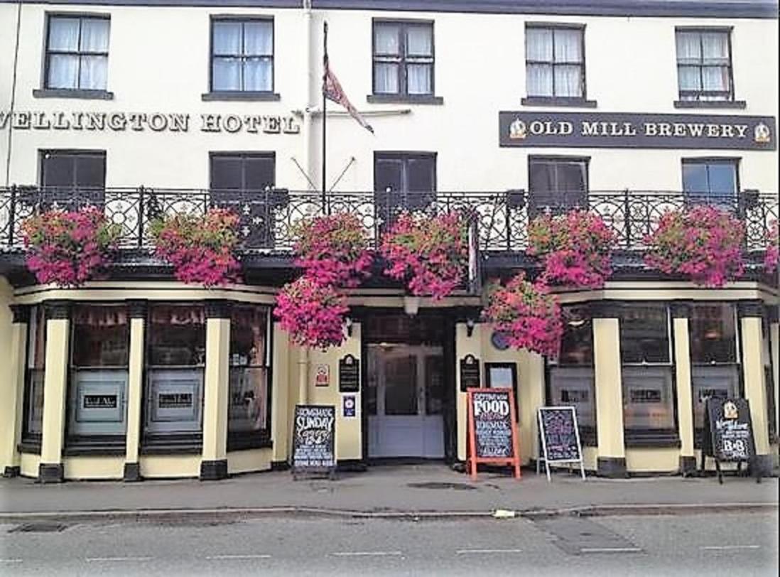 The Wellington Hotel Howden Exteriér fotografie